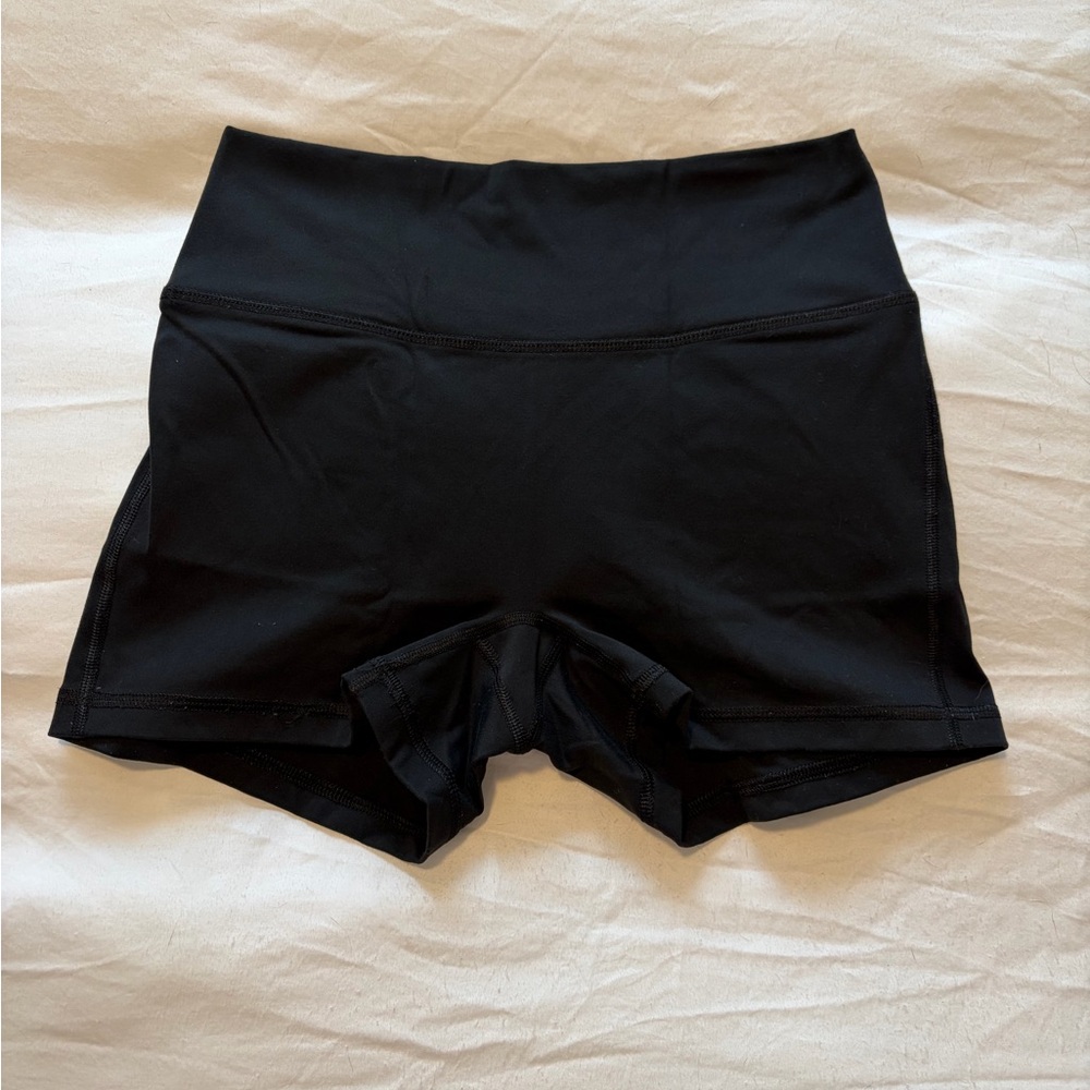 Fleo Black High-Waisted Women's Shorts